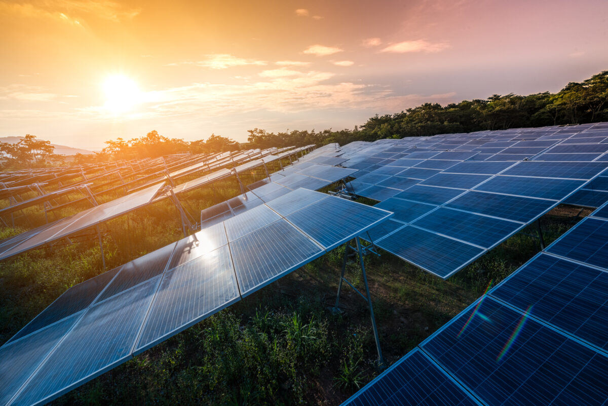 Beautiful,Sunset,Over,Solar,Farm
